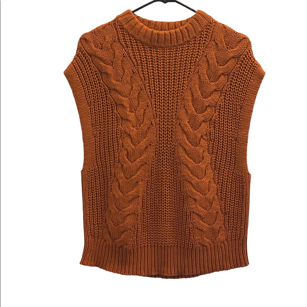 NWT sweater vest